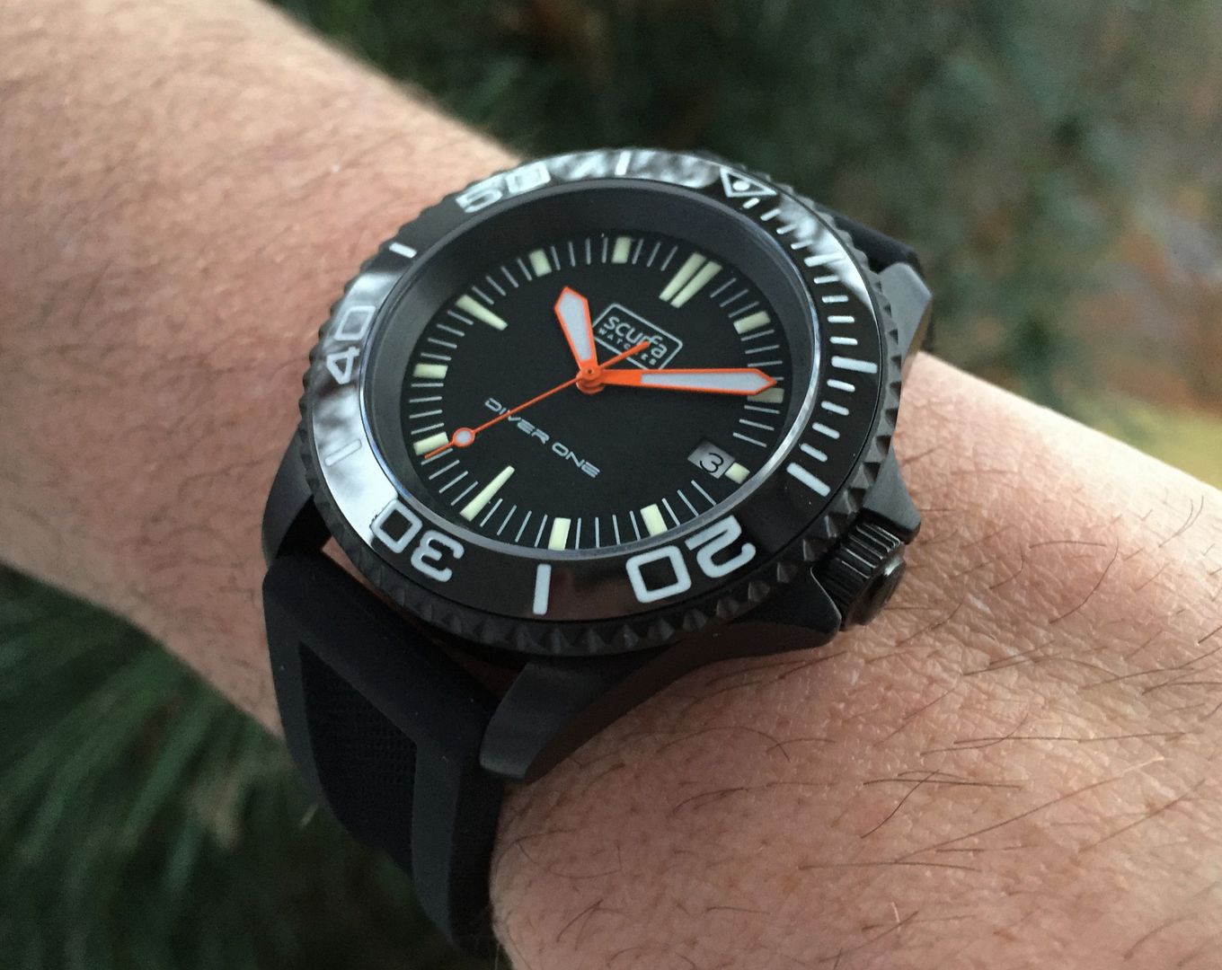 smallest dive watch